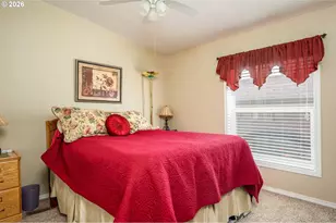 1949 SE Palmquist Rd, Gresham, OR 97080 - Photo 31