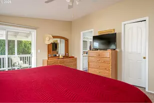 1949 SE Palmquist Rd, Gresham, OR 97080 - Photo 27