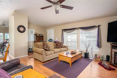 1949 SE Palmquist Rd #4, Gresham, OR 97080 - Photo 21