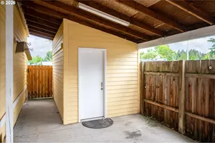 1949 SE Palmquist Rd, Gresham, OR 97080 - Photo 5