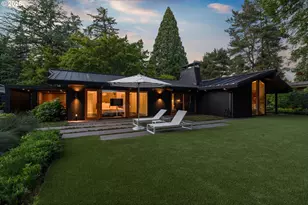 10200 SW Hawthorne Ln, Portland, OR 97225 - Photo 9