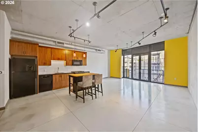 1030 NW 12th Ave #330, Portland, OR 97209 - Photo 5