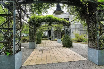 1030 NW 12th Ave #330, Portland, OR 97209 - Photo 19