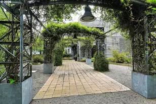 1030 NW 12th Ave, Portland, OR 97209 - Photo 19