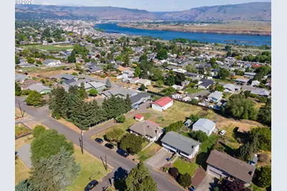 2215 E 16th St, The Dalles, OR 97058 - Photo 11