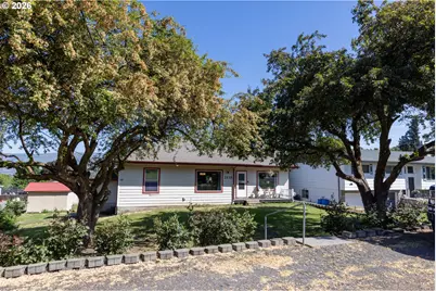 2215 E 16th St, The Dalles, OR 97058 - Photo 5