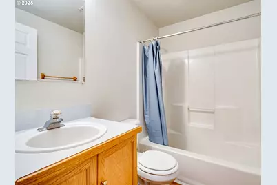 11001 NE 43rd Cir, Vancouver, WA 98682 - Photo 35