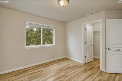 21626 SW Parkin Ln, Beaverton, OR 97003 - Photo 19