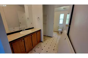 1441 Bilger Creek Rd, Myrtle Creek, OR 97457 - Photo 13