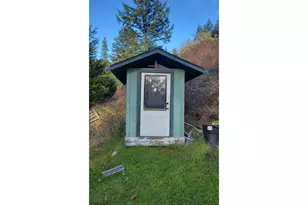 1441 Bilger Creek Rd, Myrtle Creek, OR 97457 - Photo 35