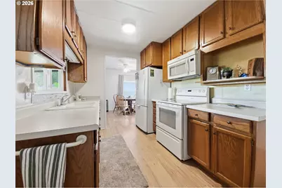 1475 Green Acres Rd #158, Eugene, OR 97408 - Photo 17