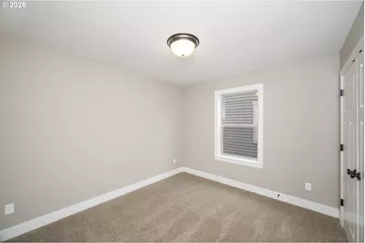 5566 SE Insley St, Portland, OR 97206 - Photo 29