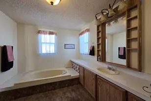 1200 E Central Ave, Sutherlin, OR 97479 - Photo 25