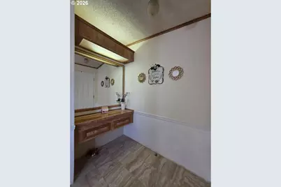 1200 E Central Ave #30, Sutherlin, OR 97479 - Photo 7