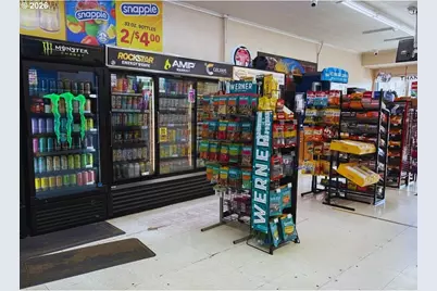 822 W Main St, Cottage Grove, OR 97424 - Photo 7