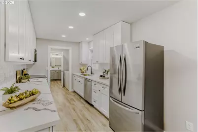 12026 SE Juniper Ave, Milwaukie, OR 97222 - Photo 11