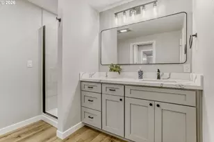 12026 SE Juniper Ave, Milwaukie, OR 97222 - Photo 17