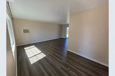 3382 Nebraska St, Longview, WA 98632 - Photo 3