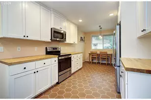 1301 NW 40th St, Vancouver, WA 98660 - Photo 9