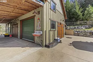 3721 Siskiyou Hwy, Ashland, OR 97520 - Photo 15