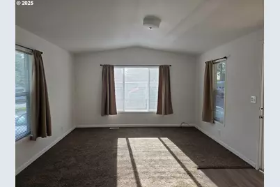 3250 Sandpiper Dr, Coos Bay, OR 97420 - Photo 7