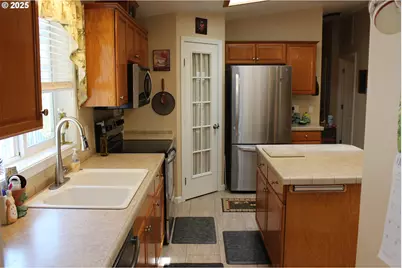 119 Jensen Way, Lakeside, OR 97449 - Photo 21