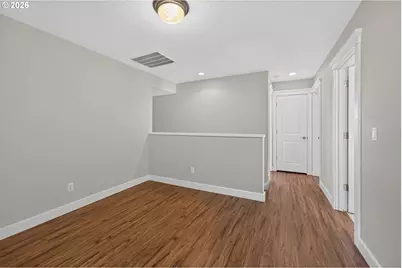 722 E 18th St, La Center, WA 98629 - Photo 21
