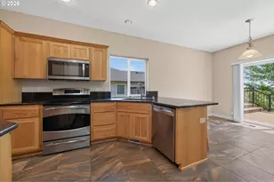722 E 18th St, La Center, WA 98629 - Photo 11
