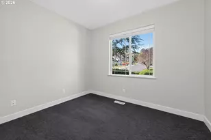 722 E 18th St, La Center, WA 98629 - Photo 15