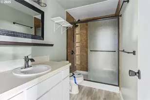 311 NE 85th St, Vancouver, WA 98665 - Photo 23