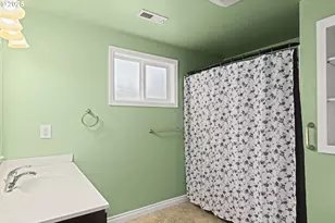 19230 SW Prospect Pl, Beaverton, OR 97078 - Photo 29