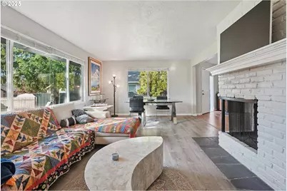 12720 SE Market St, Portland, OR 97233 - Photo 5