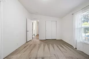 1475 Green Acres Rd, Eugene, OR 97408 - Photo 15
