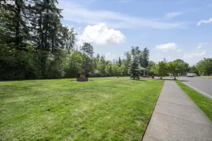 1421 NE Market Dr, Fairview, OR 97024 - Photo 29