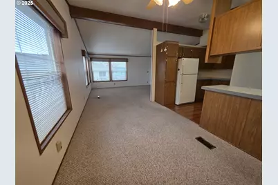 1506 Pioneer Cir, Forest Grove, OR 97116 - Photo 9