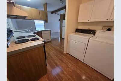 1506 Pioneer Cir, Forest Grove, OR 97116 - Photo 5