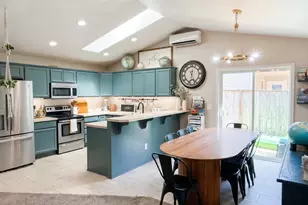 2200 52nd St, Florence, OR 97439 - Photo 3