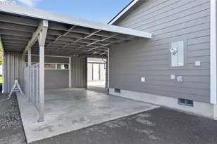 3721 Joe Ave, Roseburg, OR 97471 - Photo 43