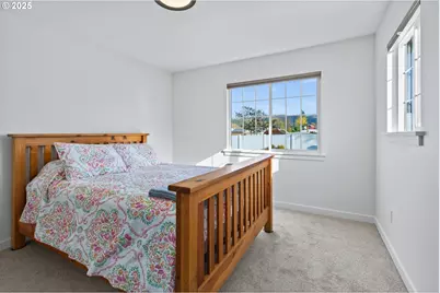 3721 Joe Ave, Roseburg, OR 97471 - Photo 15