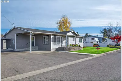 3721 Joe Ave, Roseburg, OR 97471 - Photo 3