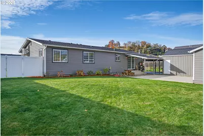 3721 Joe Ave, Roseburg, OR 97471 - Photo 33