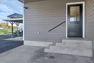 3721 Joe Ave, Roseburg, OR 97471 - Photo 41