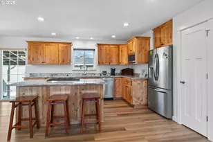 3721 Joe Ave, Roseburg, OR 97471 - Photo 9