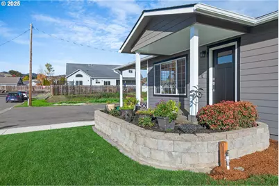 3721 Joe Ave, Roseburg, OR 97471 - Photo 37