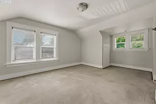 906 NE 24th Ave, Portland, OR 97232 - Photo 19