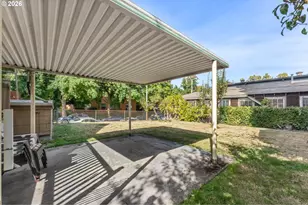 906 NE 24th Ave, Portland, OR 97232 - Photo 25