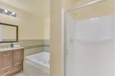 8801 SW Stono Dr, Tualatin, OR 97062 - Photo 21