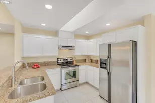 8801 SW Stono Dr, Tualatin, OR 97062 - Photo 11