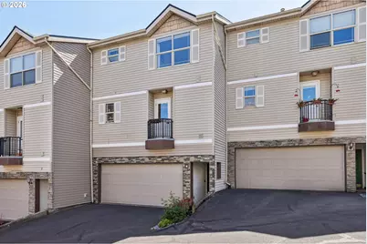 12142 NE Fremont St #11, Portland, OR 97220 - Photo 3