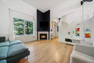 12142 NE Fremont St, Portland, OR 97220 - Photo 7